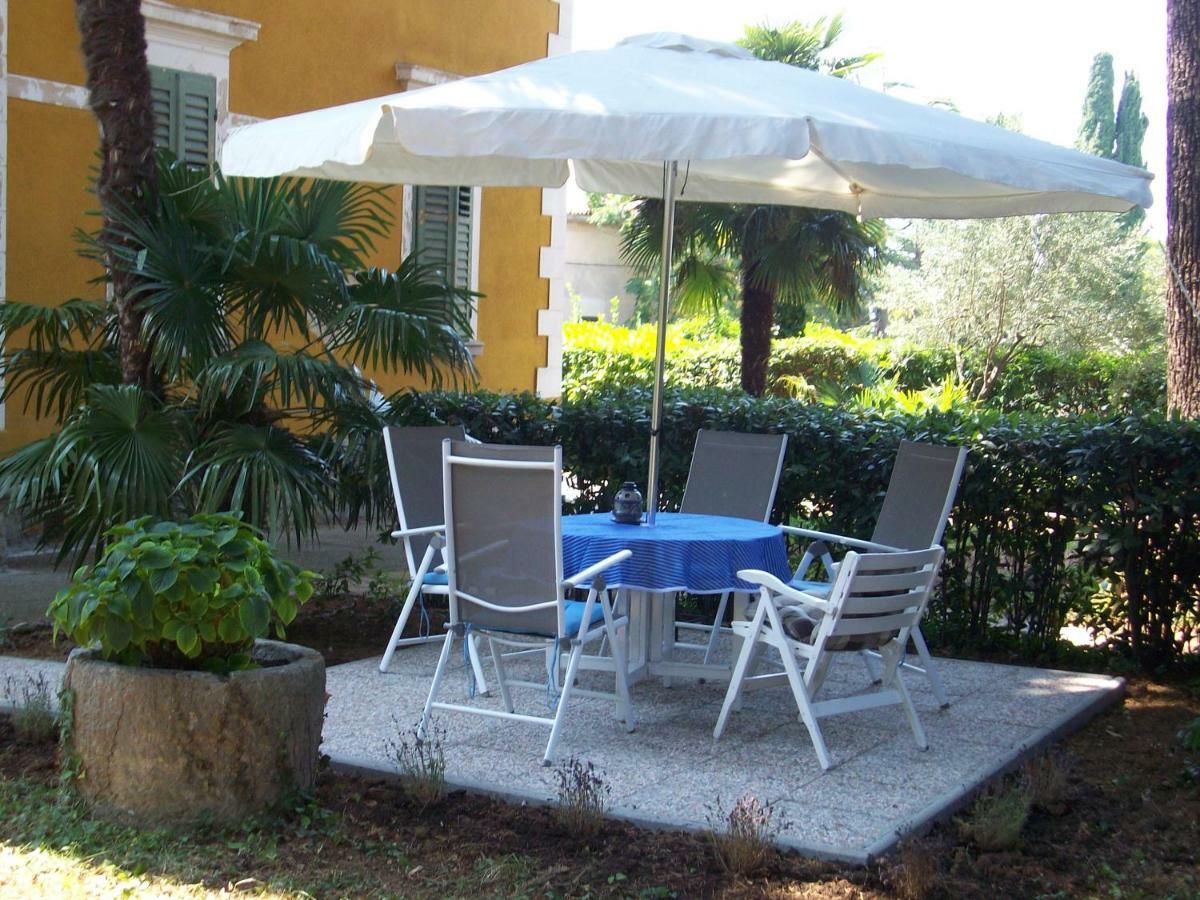 Apartman Cedra Изола Екстериор снимка